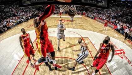 九游网页版官网入口-足球比赛直播接入AI讲解系统提升观赏性，足球直播技术